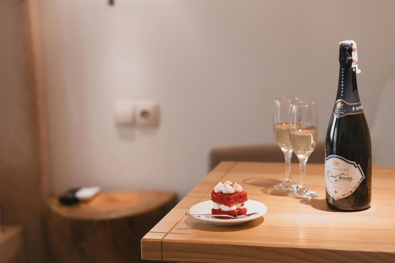 Sofia Hotel Velka Omeljana Eksteriør bilde