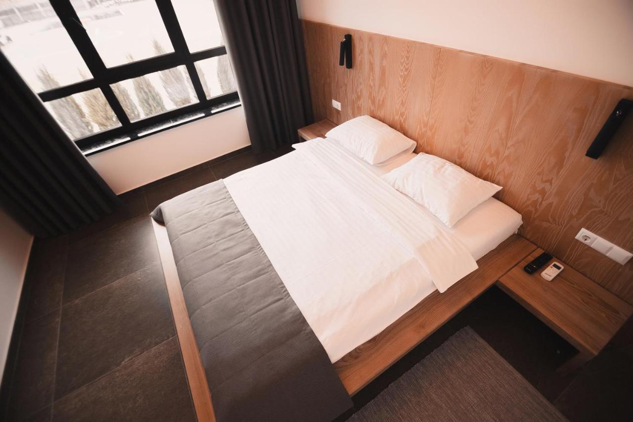 Sofia Hotel Velka Omeljana Eksteriør bilde