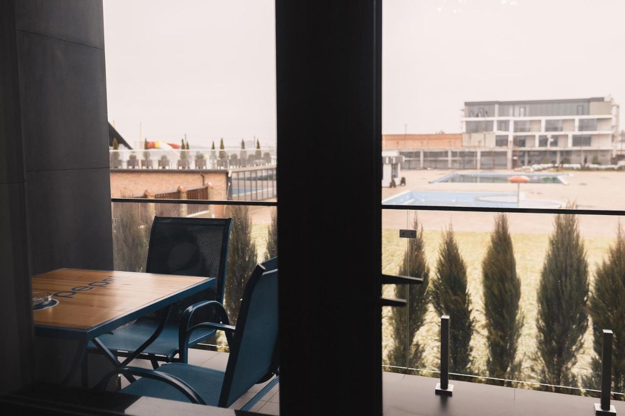 Sofia Hotel Velka Omeljana Eksteriør bilde