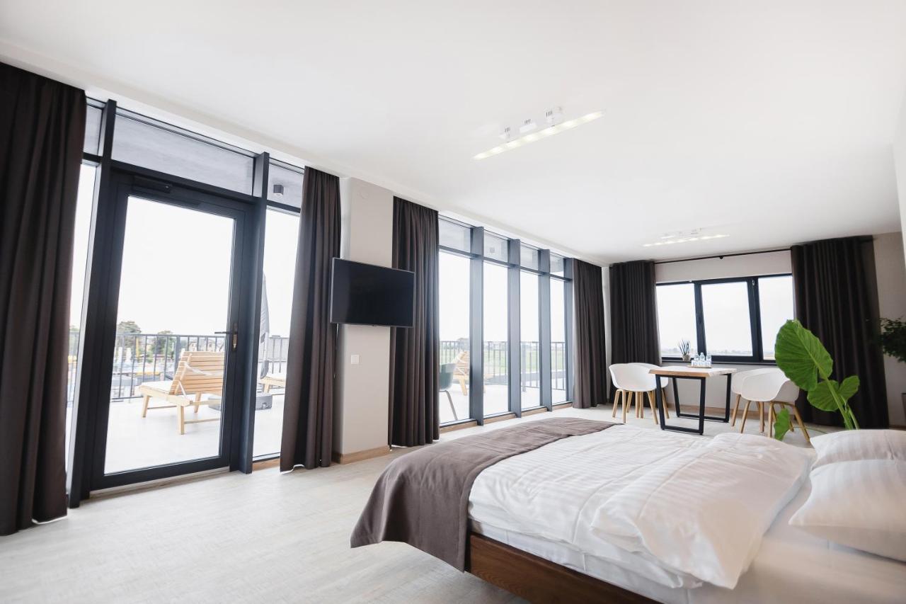 Sofia Hotel Velka Omeljana Eksteriør bilde